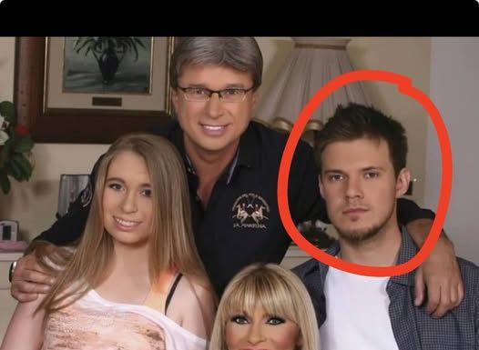 Ovo je snaha od Saše Popovića,završila je vrlo težak fakultet!!