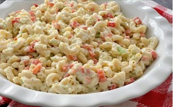 OVA SALATA JE IDEALNA ZA OVE TOPLE DANE